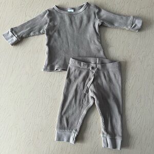 H&M Tan Matching Set 6-9 Months